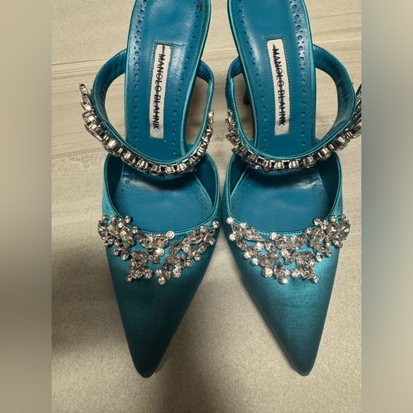 Manolo Blahnik heels - Picture 1 of 2
